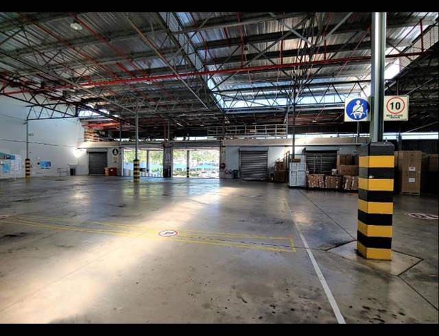 6,000M² WAREHOUSE TO LET IN RIVERHORSE VALLEY